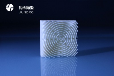 氧化鋯陶瓷和氧化鋁陶瓷材質優勢對比